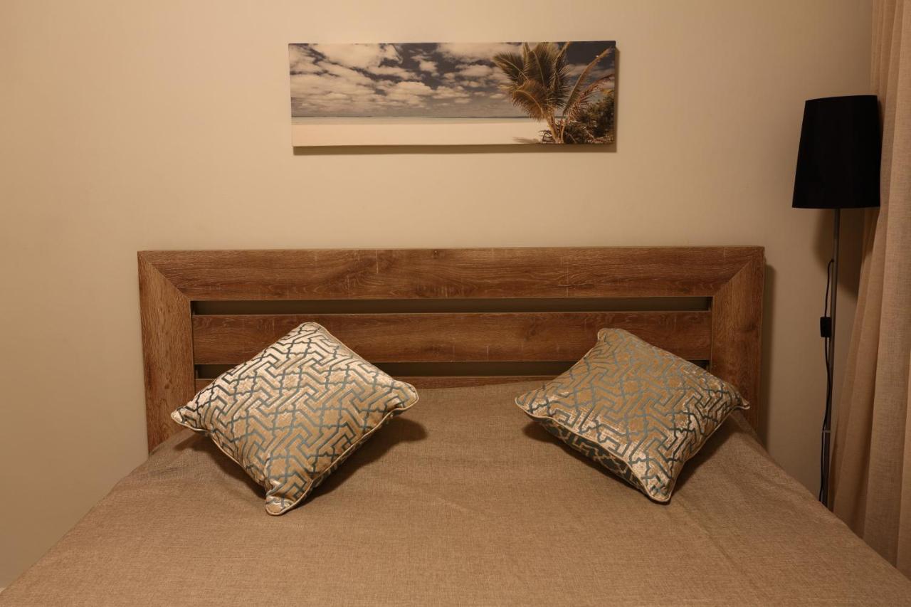 Apartment Cove 4 *